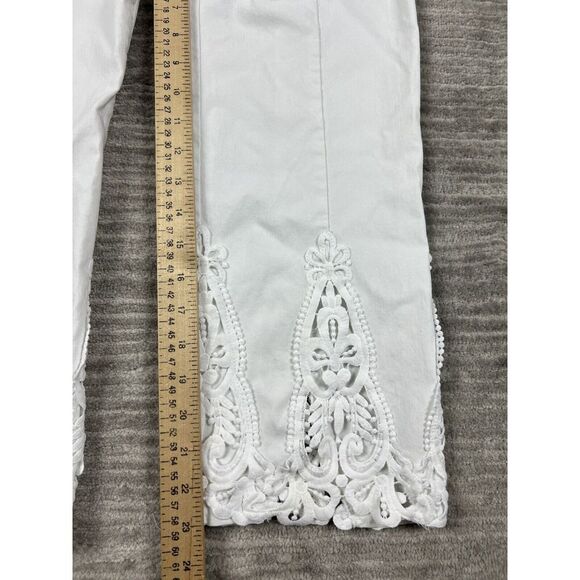 Attyre Pants Womens 4 White Pull on Embroidered Crochet‎ Cropped - Picture 5 of 13